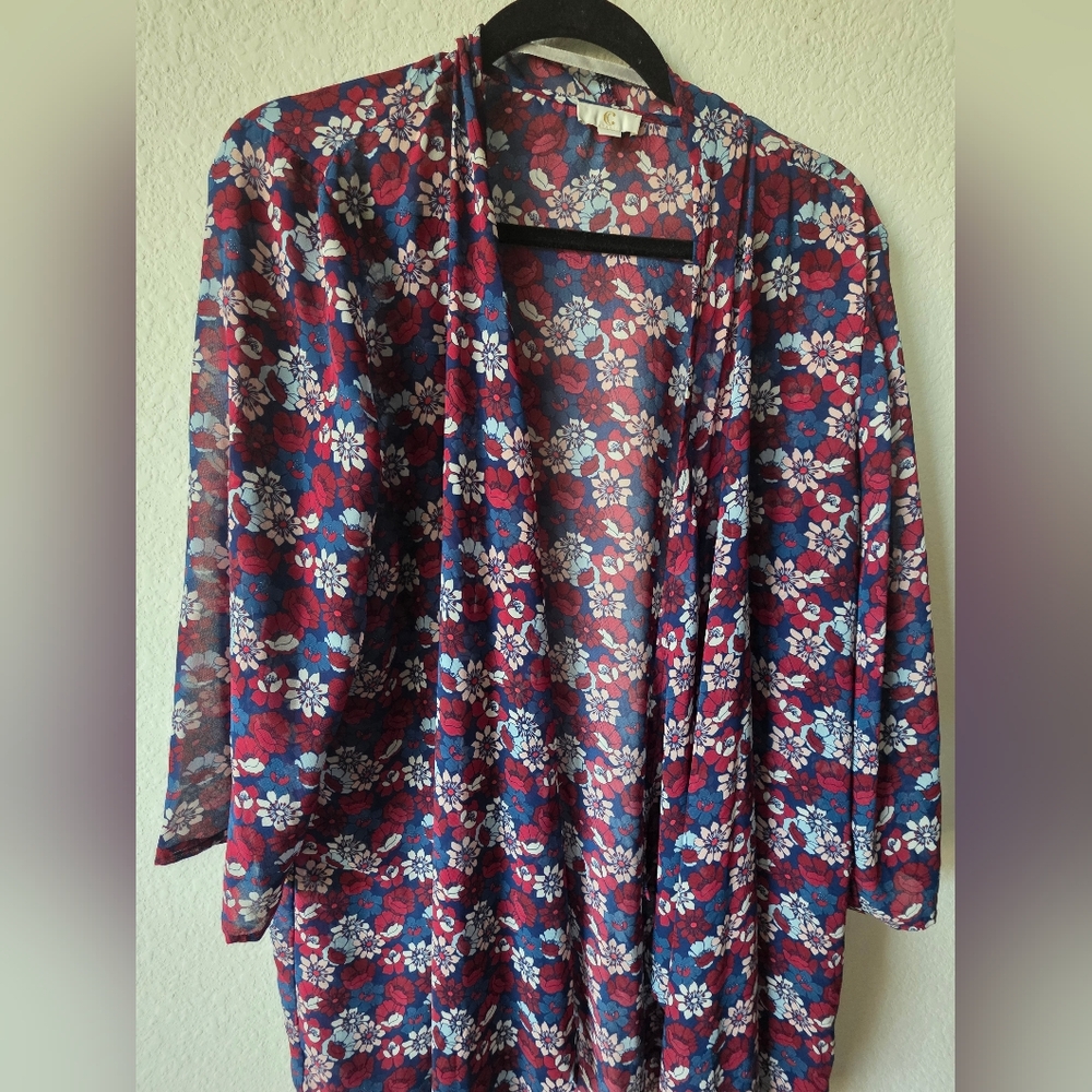 Charming Charlie Sheer Floral Kimono in Burgundy, Navy & White - Picture 4 of 8